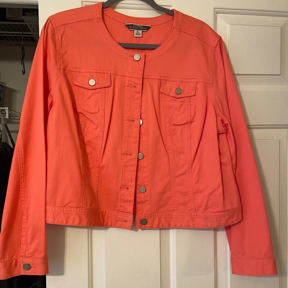 Khakis & Company short peach jacket